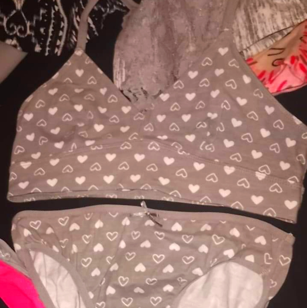 Girls bra and panties set